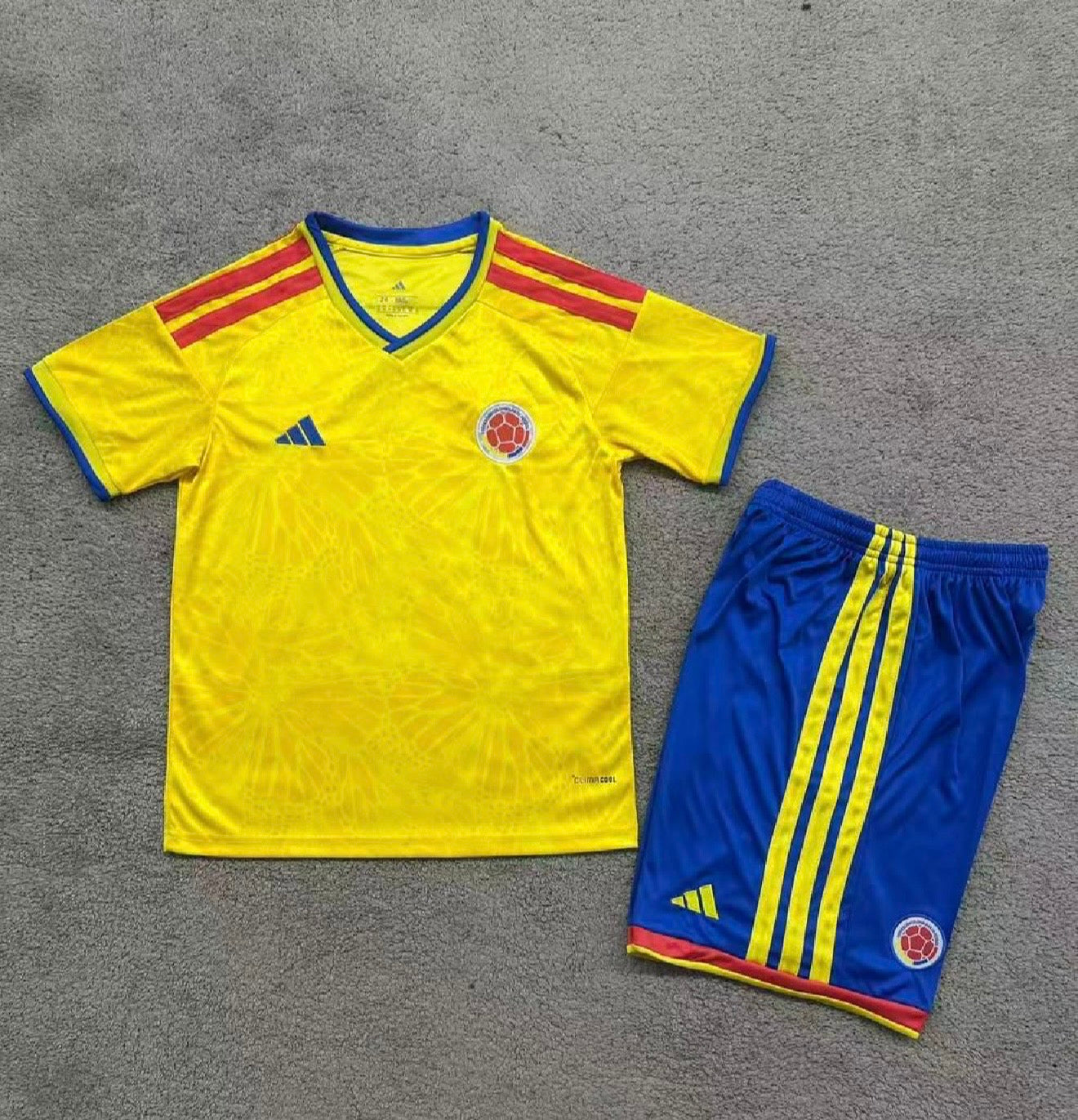 SET DE NIÑOS SELECCIÓN COLOMBIA